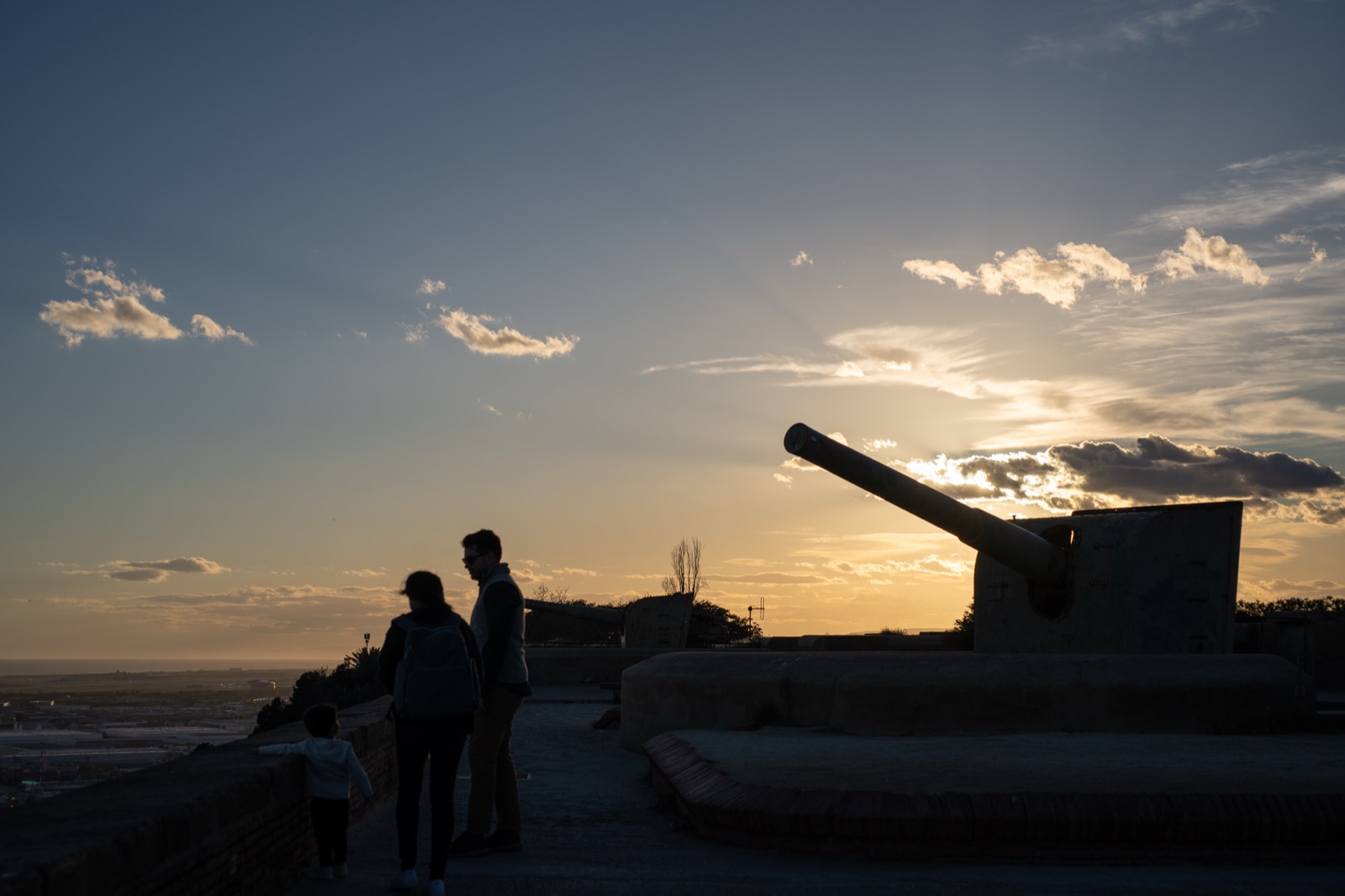 バルセロナの夕暮れ。バランスを取る、ということ。 バルセロナの夕暮れ、丘の上から
